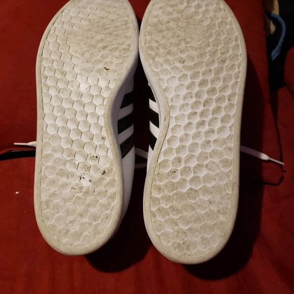 Adidas - Picture 2 of 4